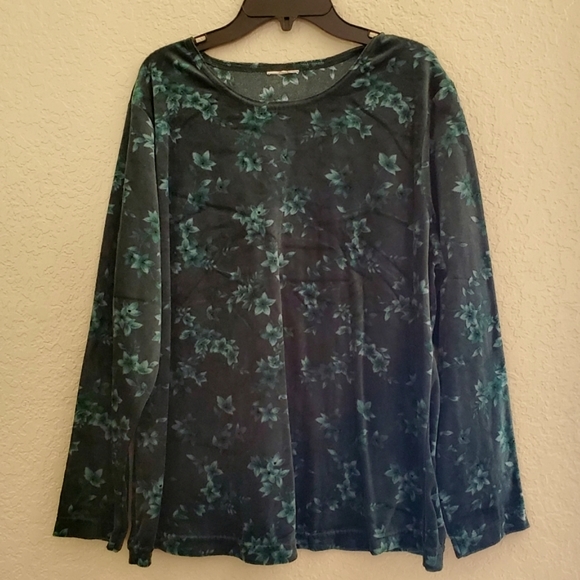 Emerald Green Longsleeve Top Size L - Picture 1 of 3